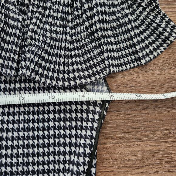 Giorgio Armani Smock Textured Short‎ Sleeve Blouse 42/S Black & White Designer - Picture 6 of 7